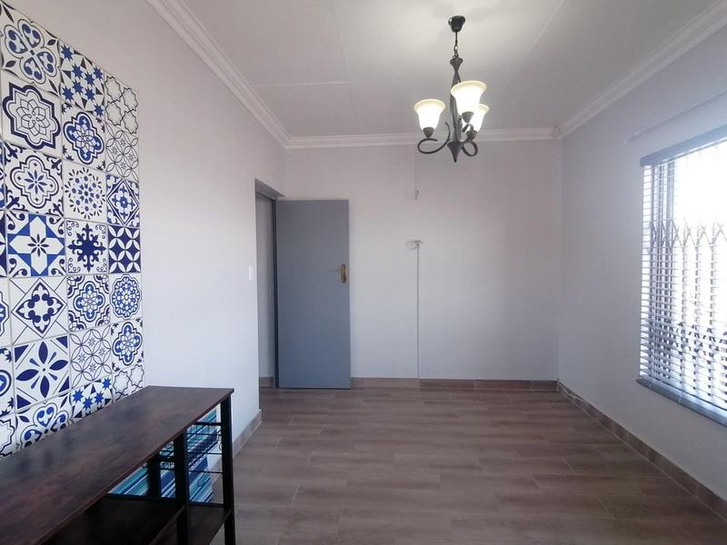 5 Bedroom Property for Sale in Fraaiuitsig Western Cape